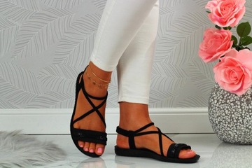 ЧЕРНЫЕ СПОРТИВНЫЕ САНДАЛИИ ЖЕНСКИЕ ЧЕРНЫЕ САНДАЛИИ НА ПЛОСКОЙ ПЛОСКОЙ ПЛОСКОЙ ПЛОСКОСТИ