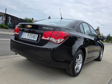 Chevrolet Cruze Sedan 1.6 i 113KM 2009 Chevrolet Cruze 1,6 113 KM LS, zdjęcie 4