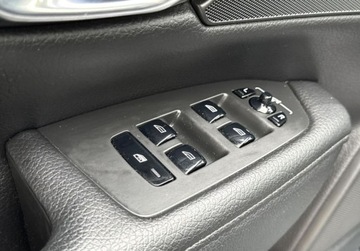 Volvo V90 II Kombi 2.0 D3 150KM 2017 Volvo V90 V90 D3 Momentum - diesel, manualna, naped przedni, 5 drzwi, 150KM, zdjęcie 19