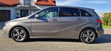 Mercedes Klasa B W246 Sports Tourer 180 BlueEFFICIENCY 122KM 2012 Mercedes B klasa 1.6B 122KM, Radar, Półskóra, Automat. POLECAM !