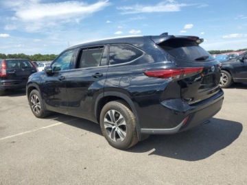 Toyota Highlander III 2022 Toyota Highlander Xle 2022 3.5l 3.5 Benzyna 295KM, zdjęcie 1