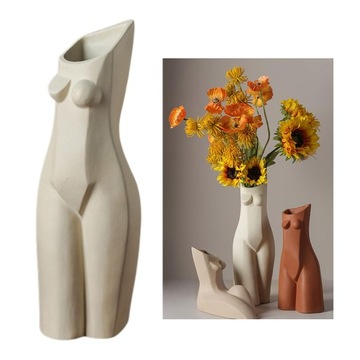 Вазон в форме женского тела, вазы.