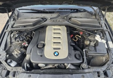 BMW Seria 5 E60 Touring 530 d 218KM 2004 BMW Seria 5 BMW Seria 5 3.0 Diesel 218KM, zdjęcie 17