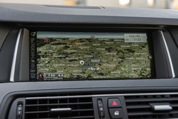 BMW Seria 5 F10-F11 Limuzyna Facelifting 525d 218KM 2015 BMW F10 525D 218PS Full Piękna Brązowa Dociągi HeadUp Lift rej.PL Gwarancja, zdjęcie 17