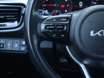 Kia Stonic I Crossover Facelifting 1.0 T-GDI 100KM 2021 Kia Stonic 1.0 T-GDI, Salon Polska, 1. Właściciel, zdjęcie 20