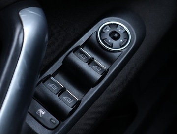 Ford Mondeo IV Hatchback 2.0 Duratorq TDCi DPF 140KM 2009 Ford Mondeo 2.0 TDCi, Salon Polska, Serwis ASO, zdjęcie 16