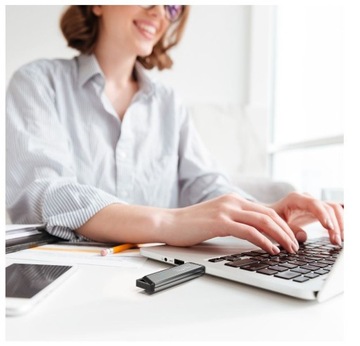 Флеш-накопитель ADATA Elite UE800 512 ГБ USB3.2-C Gen2