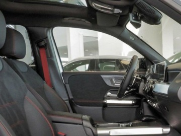 Mercedes GLB SUV AMG 35 2.0 306KM 2025 MERCEDES-BENZ GLB AMG 35 4-Matic Suv 2.0 (306KM) 2025, zdjęcie 4