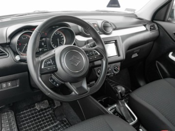 Suzuki Swift VI Hatchback Facelifting 1.2 DualJet SHVS 83KM 2021 Suzuki Swift WD2293S#1.2 Dualjet SHVS Premium CVT, zdjęcie 5