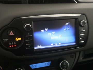 Toyota Yaris III Hatchback 5d Facelifting Hybrid 100KM 2017 Toyota Yaris 1.5 Hybrid, Salon Polska, Serwis ASO, zdjęcie 12