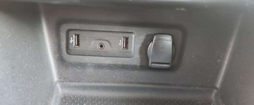 Renault Megane IV Hatchback 5d 1.3 TCe 140 FAP 140KM 2018 Renault Megane Renault Megane TCe 140 GPF BOSE EDITION 1.3 Benzyna 140KM, zdjęcie 31