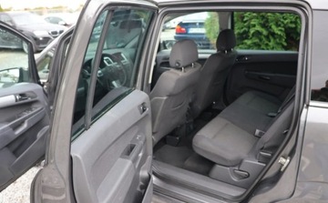 Opel Zafira B 1.8 ECOTEC 140KM 2009 Opel Zafira 7-osobowy, Nawigacja, Multifunkcja, Czujniki parkowania. 1.8, zdjęcie 8