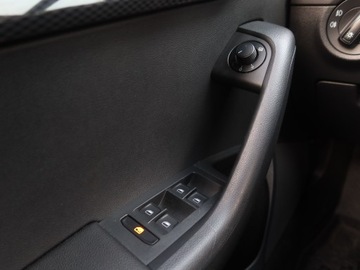 Skoda Octavia III RS 2.0 TSI 220KM 2014 Skoda Octavia RS 2.0 TSI, Salon Polska, zdjęcie 15