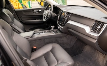 Volvo XC60 II Crossover T5 250KM 2020 Volvo XC 60 Volvo XC60 II T5 AWD 250 KM 2.0 Benzyna 250KM, zdjęcie 10