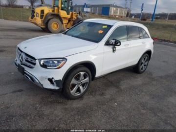 Mercedes GLC C254/X254 2022 Mercedes-Benz GLC 300 4Matic 2022, 2.0L R4 255KM, 4x4, odpala i jezdzi,od, zdjęcie 2