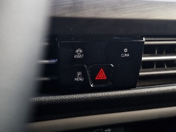 Volkswagen Golf VII Hatchback 5d Facelifting 1.5 TSI ACT 150KM 2020 Volkswagen Golf VIII 1.5 eTSI EVO Style DSG 150KM/, zdjęcie 28