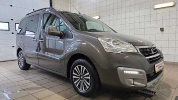 Peugeot Partner II Tepee Facelifting 2015 1.6 BlueHDi 100KM 2017 Peugeot Partner 1,6 HDI 100 KM, Tylko 153 Tys.km, 100 Bezwypadkowy, Gwaran, zdjęcie 1