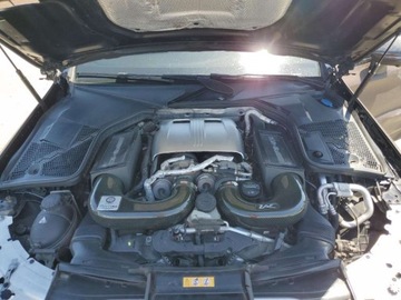 Mercedes Klasa C W205 2017 Mercedes-Benz Klasa C 63 AMG-S 2017 4.0l 4.0 Benzyna 503KM, zdjęcie 6