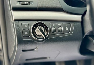 Hyundai i40 Kombi 1.7 CRDi LOW 115KM 2013 Hyundai i40 1.7 CRDI Navi PDC Led tempomat Climatronic serwis ASO 1.7 116KM, zdjęcie 19