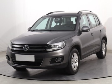 Volkswagen Tiguan I SUV Facelifting 2.0 TDI CR DPF BlueMotion 110KM 2013 VW Tiguan 2.0 TDI, Salon Polska, Serwis ASO, zdjęcie 1