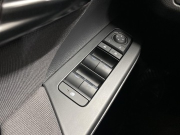 Toyota C-HR II SUV 1.8 Hybrid 140KM 2024 Toyota C-HR 1.8 Hybrid Comfort Toyota C-HR 1.8 Com, zdjęcie 19