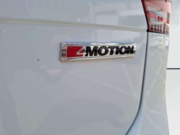 Volkswagen Tiguan II SUV 2.0 TSI 230KM 2018 Volkswagen Tiguan Highline Naped 4x4 automat 2.0 Benzyna 230KM, zdjęcie 28