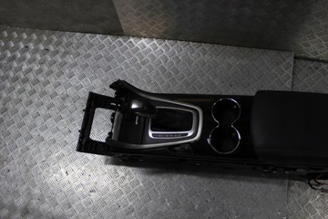 FORD EDGE 2017 TUNEL VOLIČ LOKETNÍ OPĚRKA