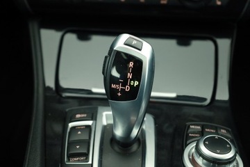 BMW Seria 5 F10-F11 Touring 528i 245KM 2012 BMW 5 528i xDrive, 4X4, Automat, Skóra, Navi, zdjęcie 16