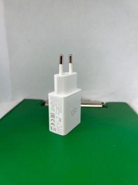 100 ОРИГИНАЛЬНЫХ СЕТЕВЫХ ЗАРЯДНЫХ УСТРОЙСТВ GLO USB 2A