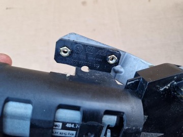 MOTOREK REGULACE SEDADLA OPEL OE 8317826