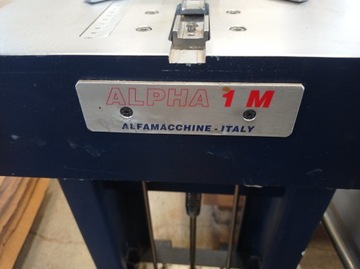 Alfamacchine Alpha 1M механический ножной степлер для рамок