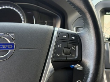 Volvo XC60 I SUV Facelifting 2.0 D4 DRIVE-E 190KM 2016 Volvo XC 60 2,0D4 190KM Navi /Alufelgi /Led/Xenon, zdjęcie 13