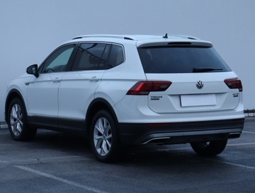 Volkswagen Tiguan Allspace SUV 2.0 TDI 190KM 2017 VW Tiguan Allspace 2.0 TDI, Salon Polska, zdjęcie 3