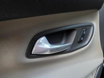 Ford Tourneo Custom I L1 2.2 TDCi 125KM 2014 Ford Tourneo Custom TITANIUM bezwypadkowy, zdjęcie 25