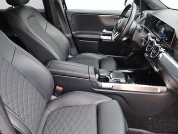 Mercedes GLB SUV 2.0 250 224KM 2019 Mercedes GLB GLB 250 4MATIC, Salon Polska, zdjęcie 8