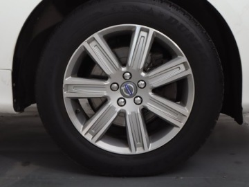Volvo XC60 I SUV Facelifting 2.4 D4 190KM 2017 Volvo XC60 D4, Salon Polska, 187 KM, 4X4, zdjęcie 14