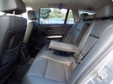 BMW Seria 3 E90-91-92-93 2010 BMW Seria 3 BIALOLEKA 2.0 T.Diesel (136 KM) 2010r. prod. KOMIS TYSIAK, zdjęcie 7