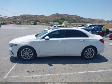 Mercedes Klasa A W177/V177 2021 Mercedes-Benz Klasa A 220 2021 2.0l 2.0 Benzyna 188KM, zdjęcie 2