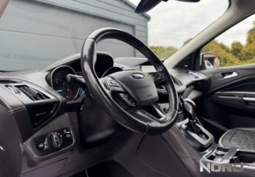 Ford Kuga II SUV 2.0 TDCi 150KM 2016 Ford Kuga Bezwypadkowy, 4x4, FV23, Vignale, KredytowanieLeasing, gwarancja, zdjęcie 12