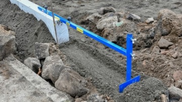 Поручень для тротуарной плитки Mimal CHP 1-1430 мм + выравнивающая планка LDW