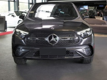 Mercedes GLC C254/X254 Coupe 2.0 220d 197KM 2025 GLC Coupe 220 d 4-Matic AMG Line 2.0 (197KM) 2025, zdjęcie 1