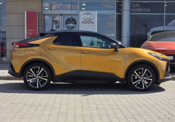 Toyota C-HR II SUV Plug-In 2.0 Hybrid Dynamic Force Plug-in  223KM 2025 Toyota C-HR Toyota C-HR 2.0 Hybrid Executive FV23 Salon PL ASO 1 wl., zdjęcie 7