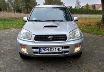 Toyota RAV4 II 2003 Toyota RAV4 Toyota RAV4 2.0 d 4x4 2.0 Diesel 85KM, zdjęcie 2