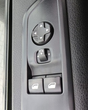 Opel Zafira D Compact 2.0 Diesel 150KM 2020 Opel Zafira Opel Zafira Life 2.0 Diesel 150KM, zdjęcie 26