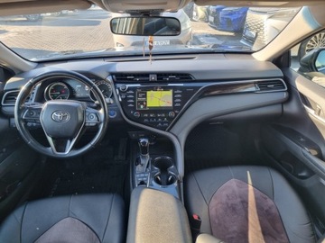 Toyota Camry IX Sedan 2.5 Hybrid Dynamic Force 218KM 2019 Toyota Camry 2.5 Hybrid Prestige CVT 2.5 Hybrid Pr, zdjęcie 18