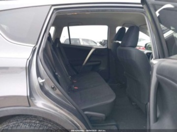 Toyota RAV4 V 2018 Toyota RAV4 2018 TOYOTA RAV4 LE 2.5 Benzyna 176KM, zdjęcie 13