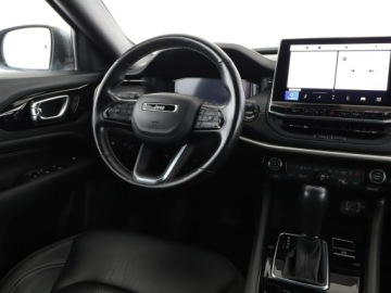 Jeep Compass II SUV Facelifting 1.3 GSE T4 150KM 2021 Jeep Compass automat skóra navi kamera360 grzane, zdjęcie 15
