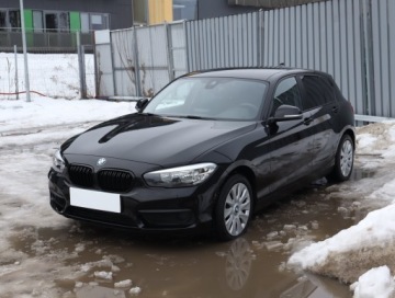 BMW Seria 1 F20-F21 2018 BMW 1 118i, Automat, VAT 23%, Skóra, Navi, Klima, zdjęcie 1