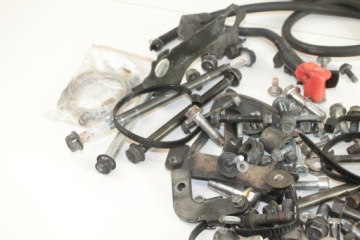 HONDA VT 750 SHADOW RC50 КОМПЛЕКТ БОЛТОВ ВИНТОВ