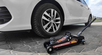 АВТОМОБИЛЬНЫЙ ДОМКРАТ ГИДРАВЛИЧЕСКИЙ НИЗКОПРОФИЛЬНЫЙ НИЗКИЙ 2,5 Т